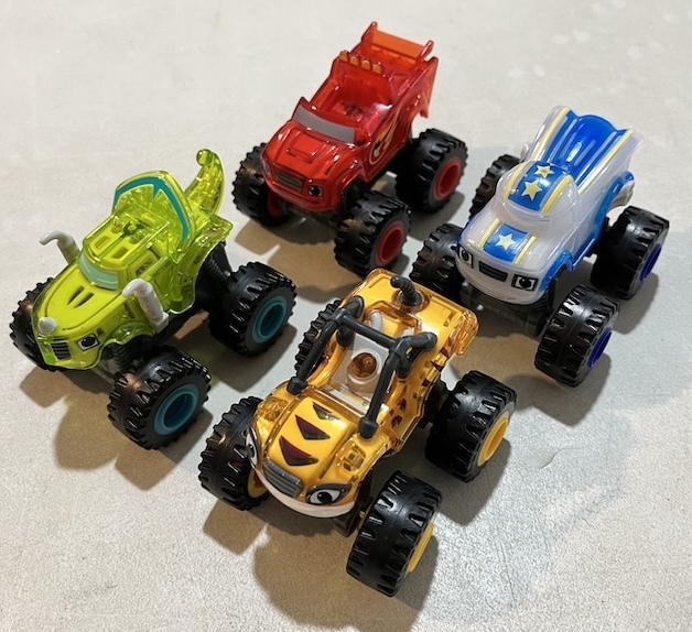 Monster Trucks Light Riders